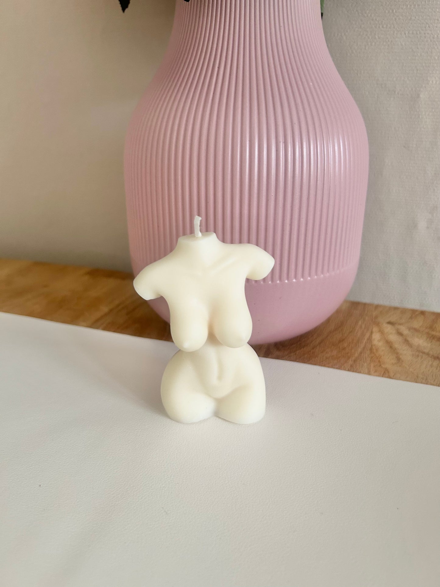 Aesthetic Kerze "Body" Frauen Körper