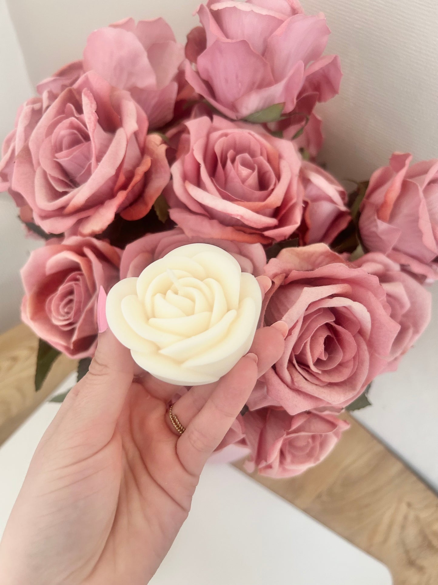 Aesthetic Kerze "Rosenfieber"