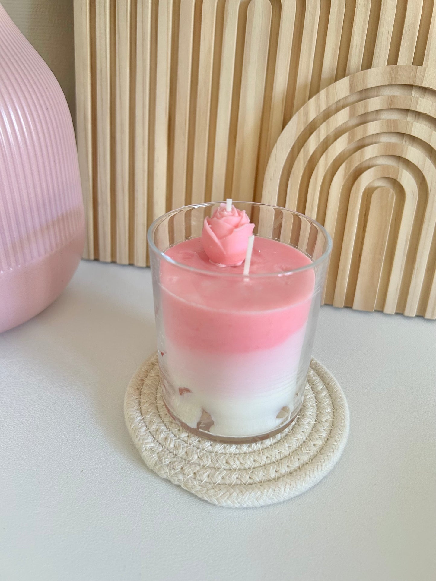Aesthetic Kerze Lala's Brew "Iced Rose Latte"